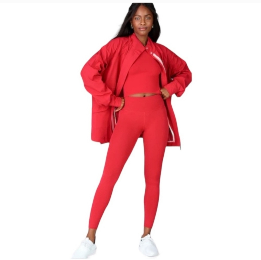 Red Jacket - Picture 4 of 13